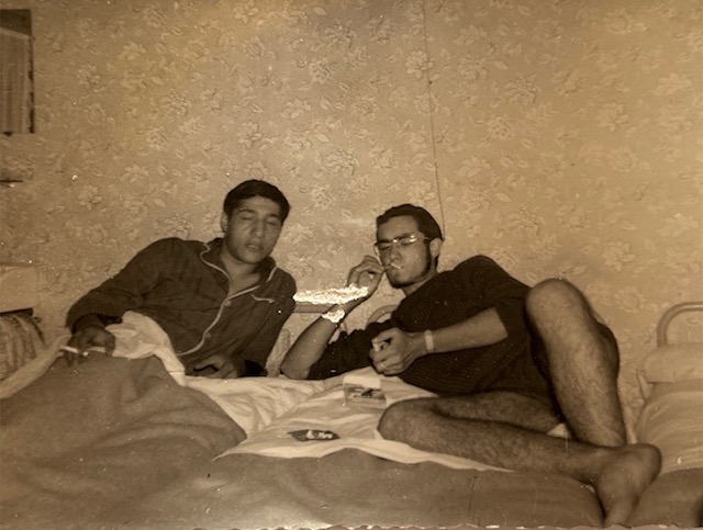 Boëge Dov Ghenasia et Paul Bensadoun Montage du camp